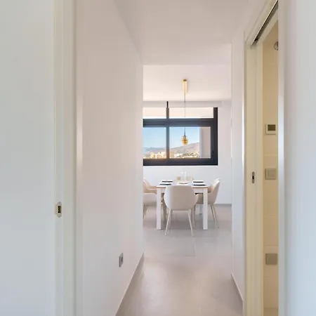 Eagle Tower Sea View Appartement *