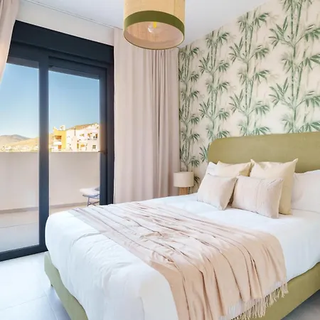 Eagle Tower Sea View شقة بينايدورم